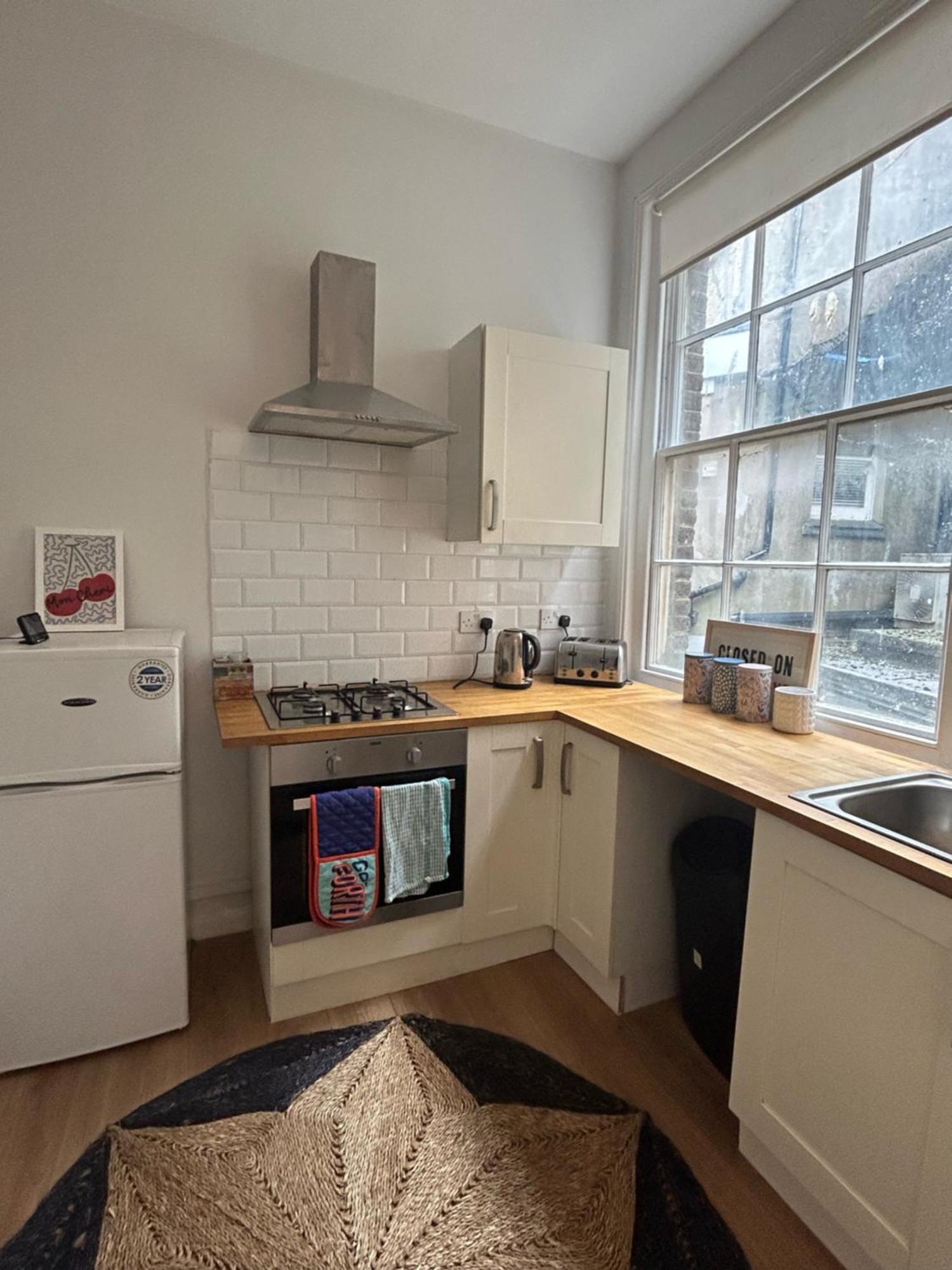 Bright Apartment In The Heart Of St Leonards Hastings Exterior photo